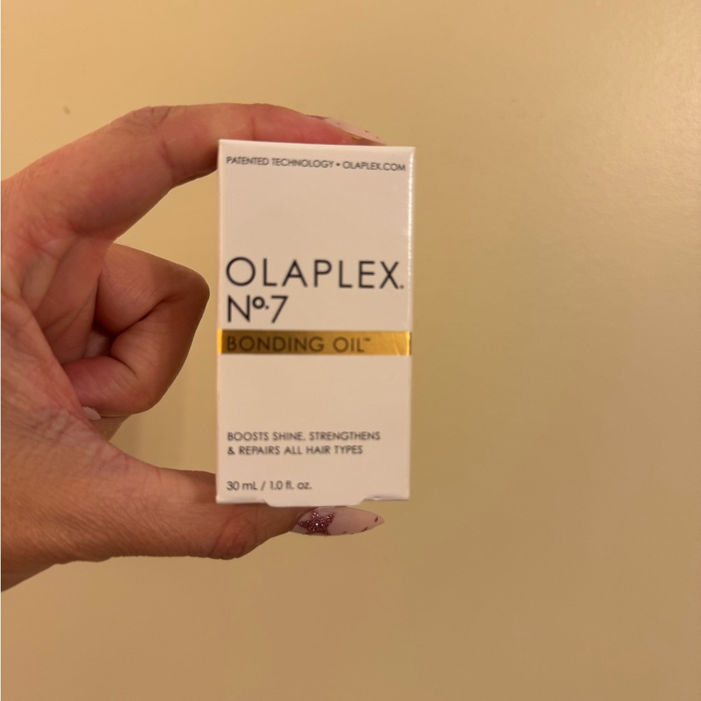 OLAPLEX No.7 Bonding Oil - White and Gold
